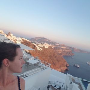 Meet your Posher, Carey